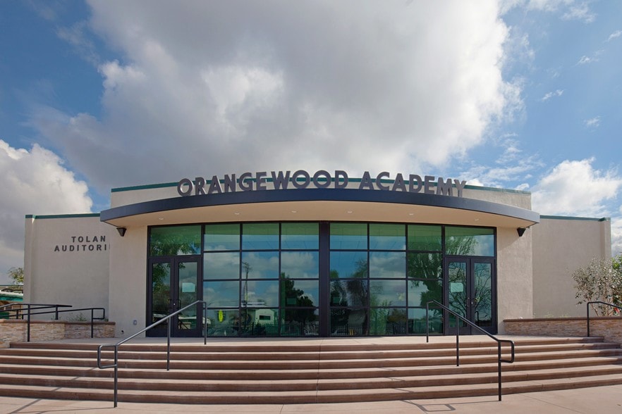 13732 Clinton St, Garden Grove, CA for lease - Building Photo - Image 3 of 7