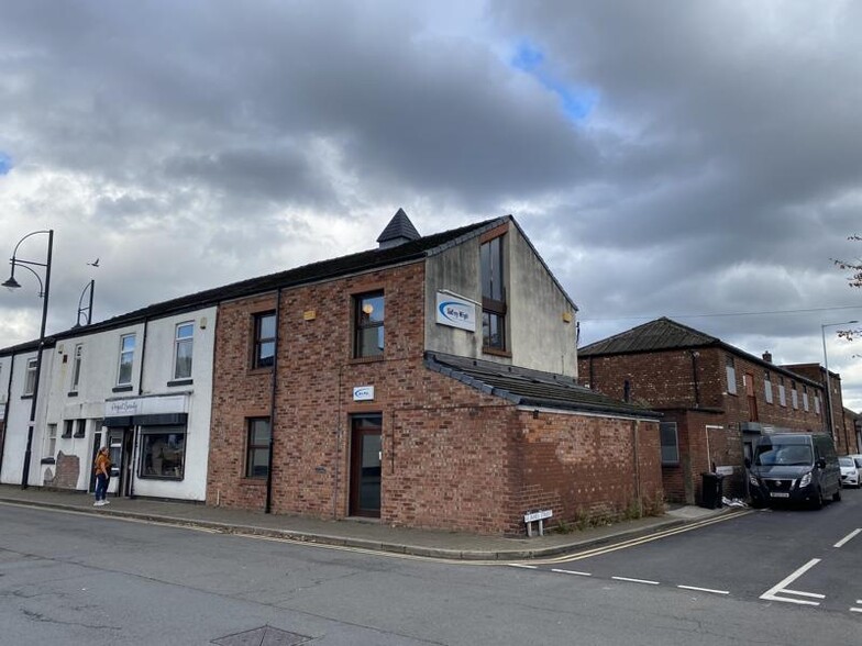 7-11A Worrall St, Stockport for sale - Building Photo - Image 1 of 10