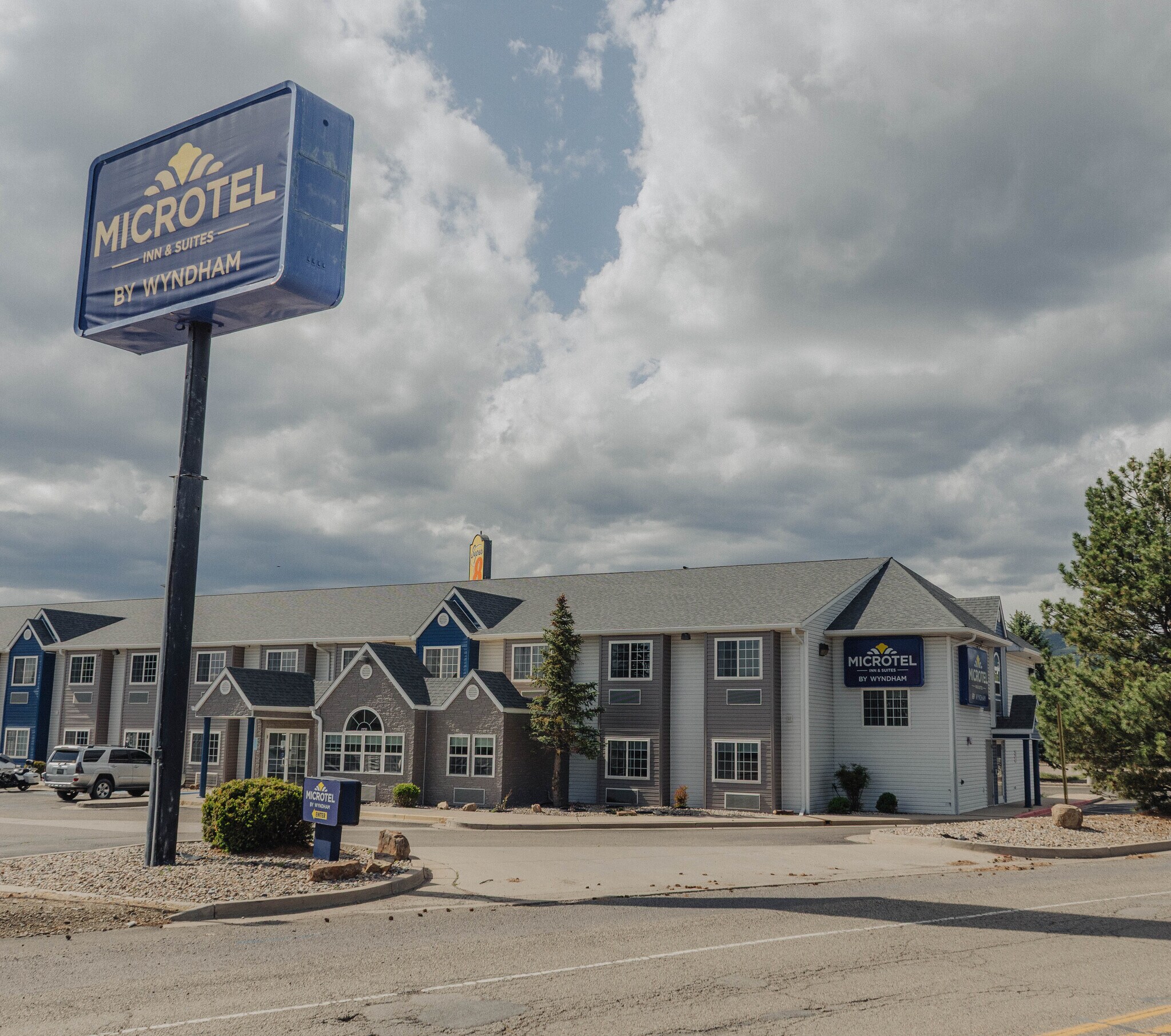 1640 Cedar St, Raton, NM for sale Building Photo- Image 1 of 1