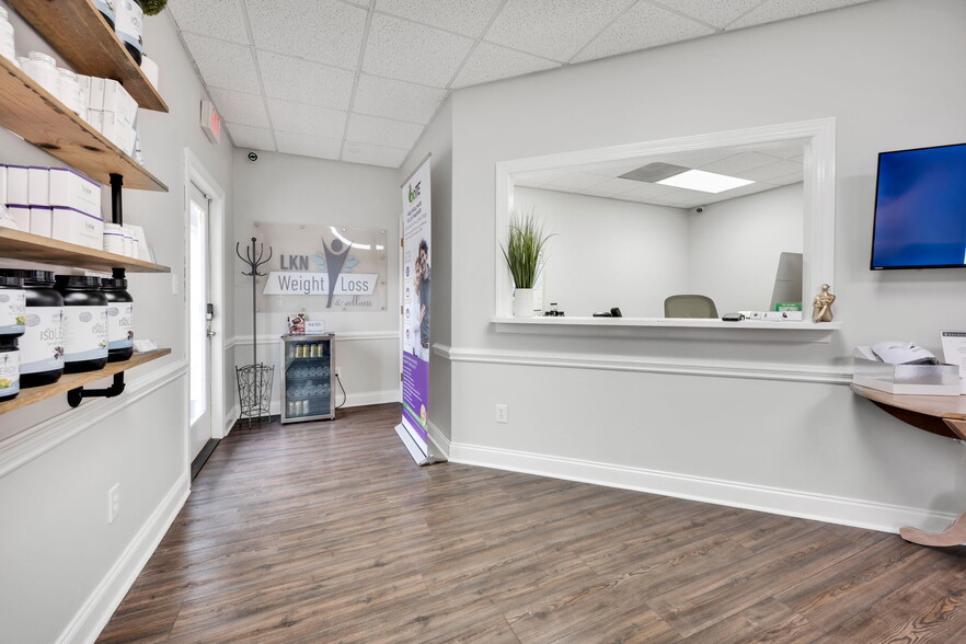 20808 N Main St, Cornelius, NC for sale - Building Photo - Image 3 of 26