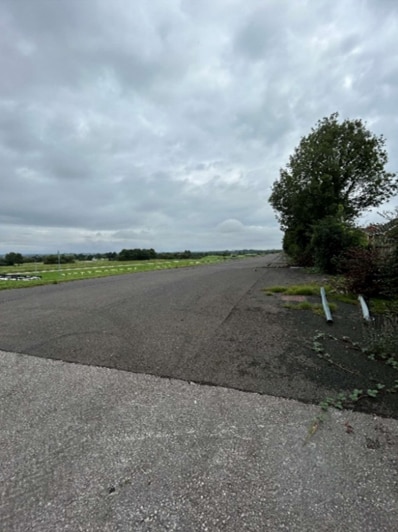 Aintree Racecourse, Liverpool for lease Primary Photo- Image 1 of 4