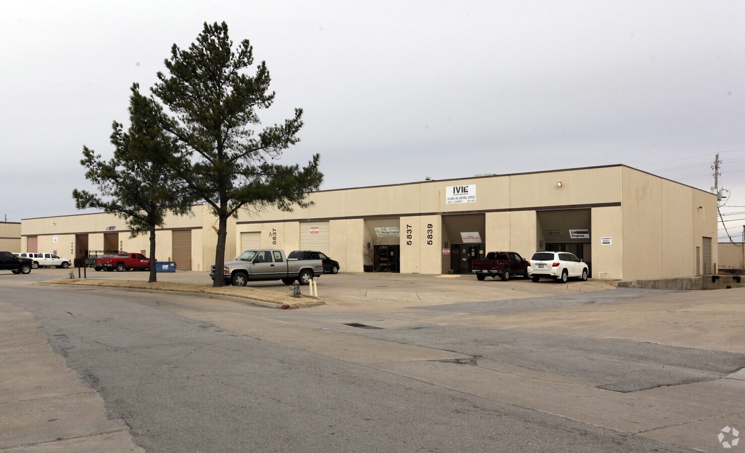 58335835 S Rd, Tulsa, OK 74146