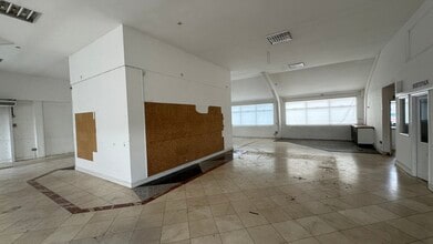 Bounds Green Rd, London for lease Interior Photo- Image 2 of 4
