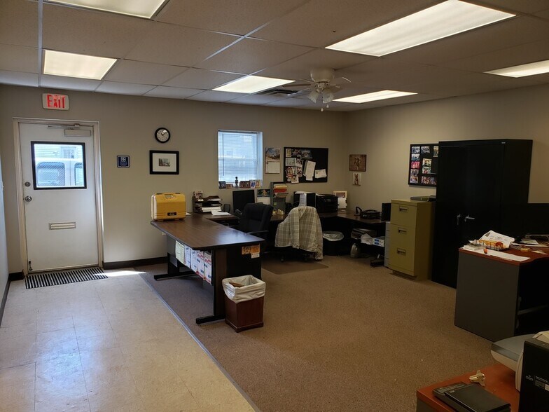 1311 Cox St, Baltimore, MD for sale - Building Photo - Image 3 of 18