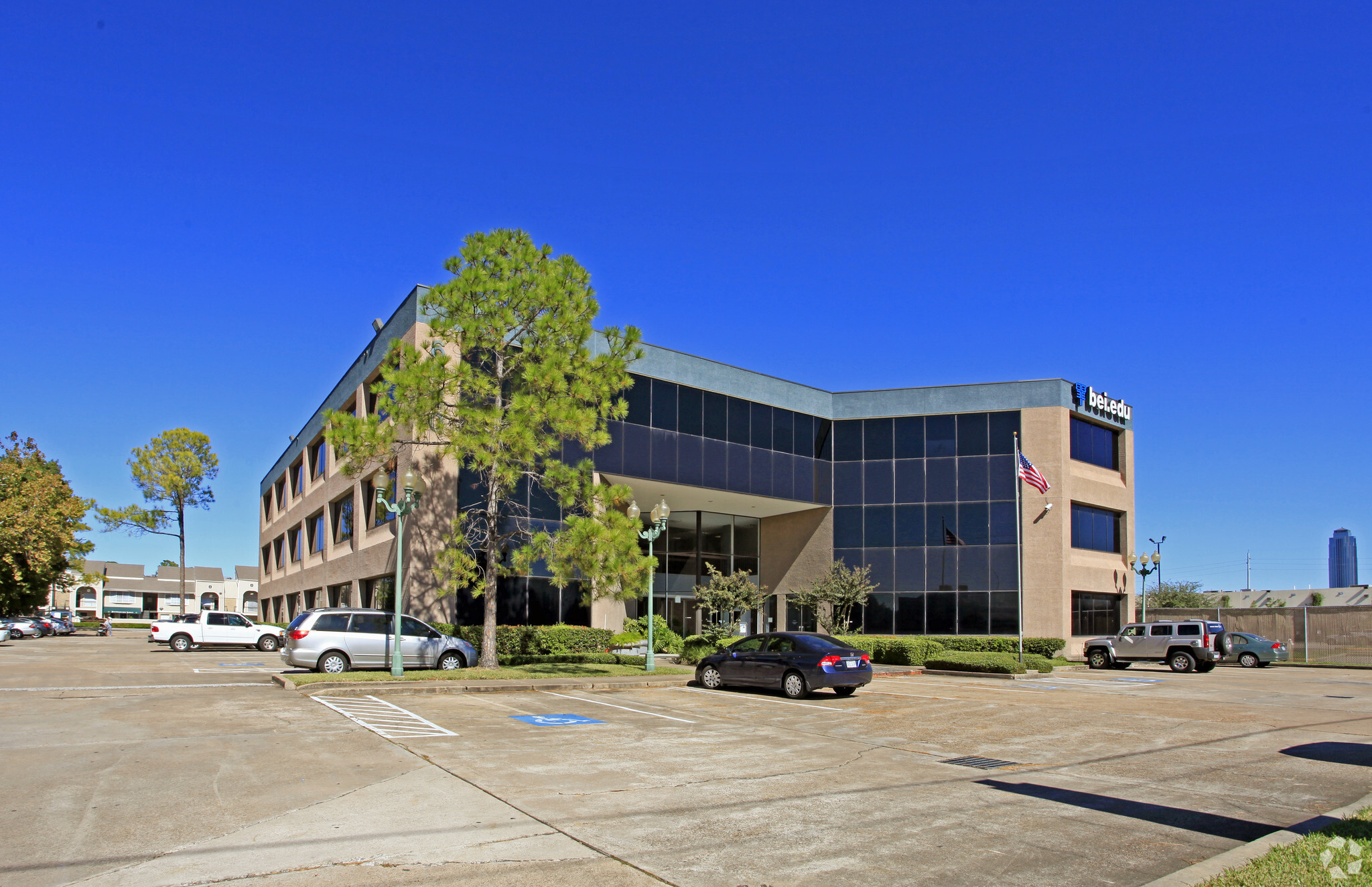 6060 Richmond Ave, Houston, TX for lease Building Photo- Image 1 of 6