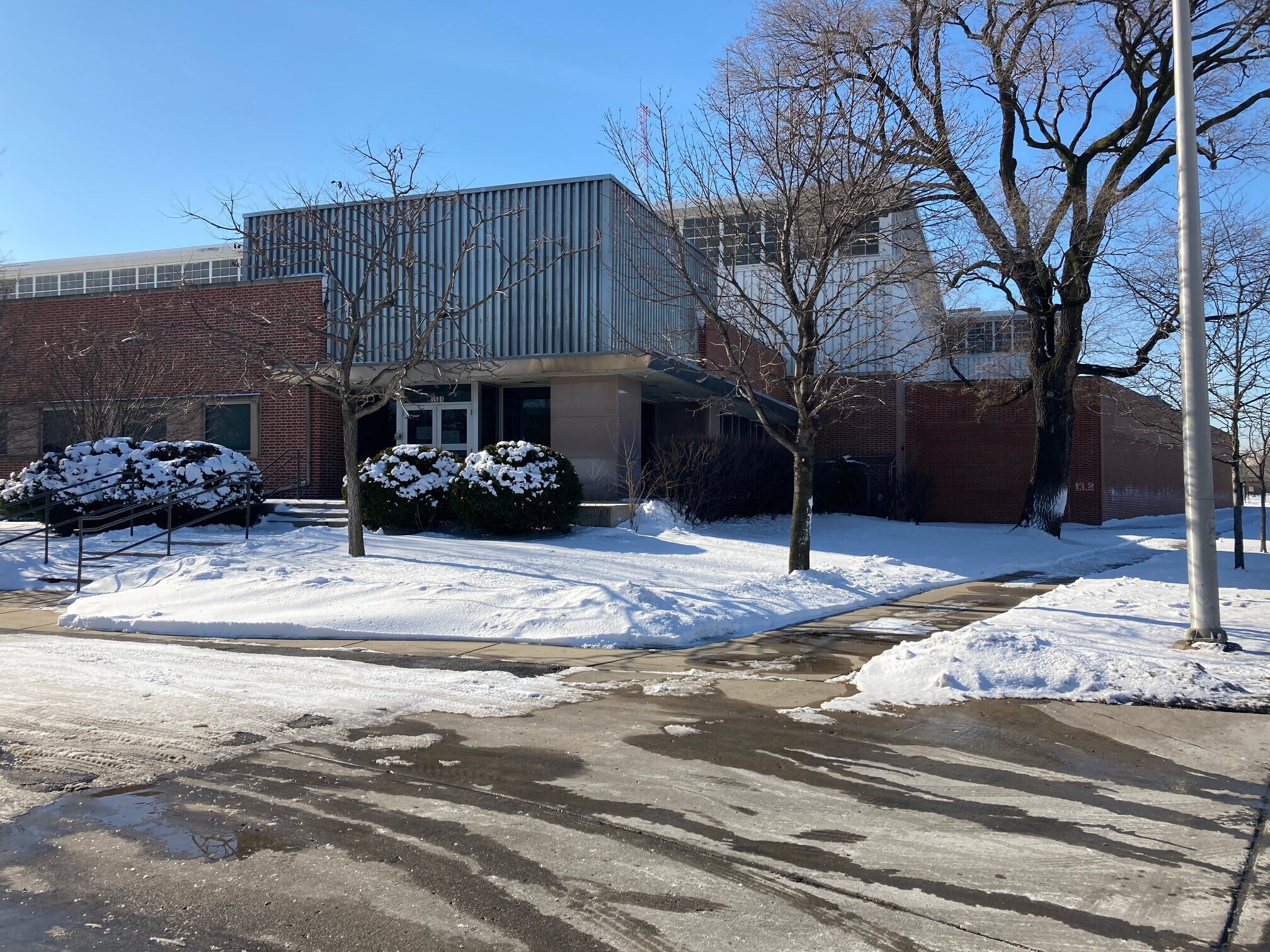 5501 W Grand Ave, Chicago, IL for sale Building Photo- Image 1 of 1