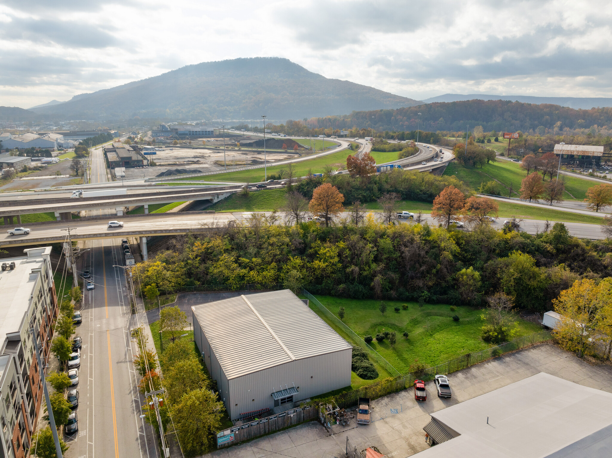 2145 Chestnut St, Chattanooga, TN for sale Primary Photo- Image 1 of 62