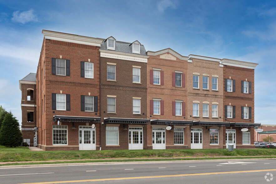 15125 Washington St, Haymarket, VA for lease - Building Photo - Image 1 of 1