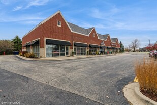 Lake Zurich Shoppes - Drive Through Restaurant