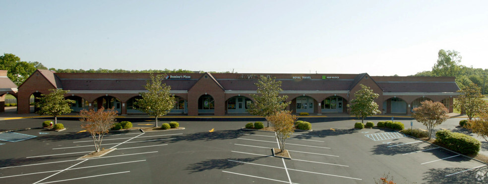 118-120 Waller Mill Rd, Williamsburg, VA for lease - Building Photo - Image 2 of 5