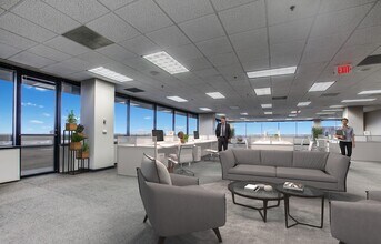 3100 McKinnon St, Dallas, TX for lease Interior Photo- Image 2 of 4