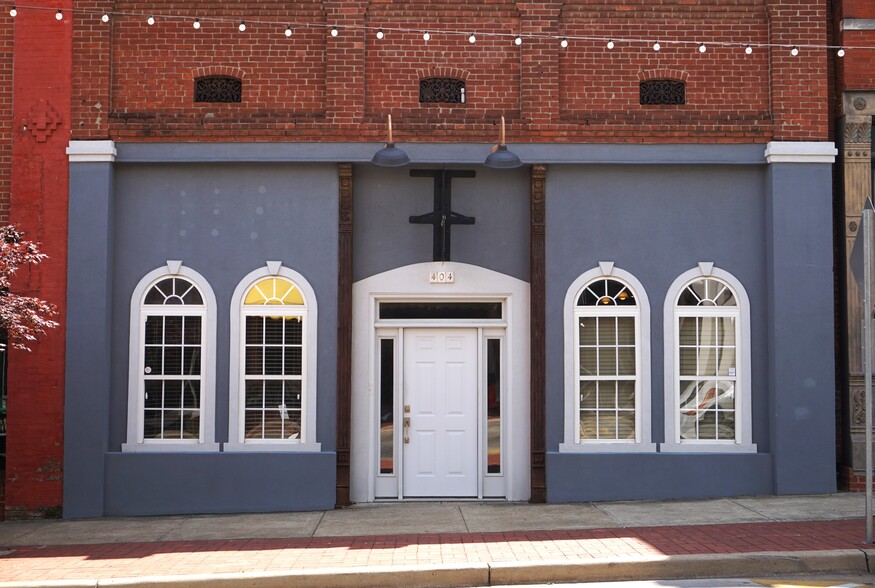 404 S Main St, Jonesboro, AR for lease - Building Photo - Image 1 of 17