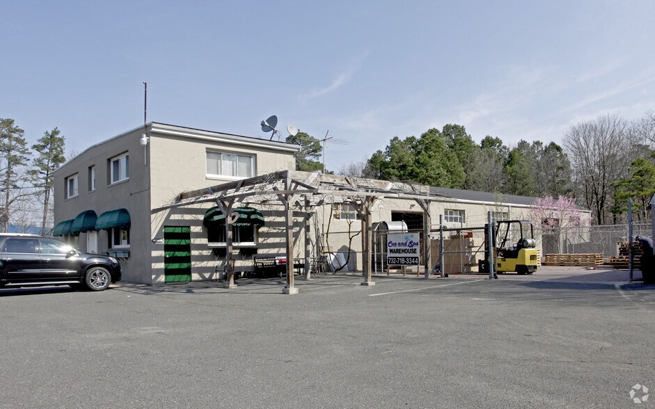 1035 US Highway 9, Howell, NJ for sale - Building Photo - Image 1 of 1