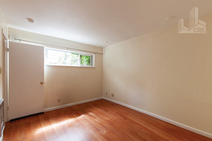 1377-1379 9th Ave, San Francisco, CA for sale - Interior Photo - Image 2 of 8