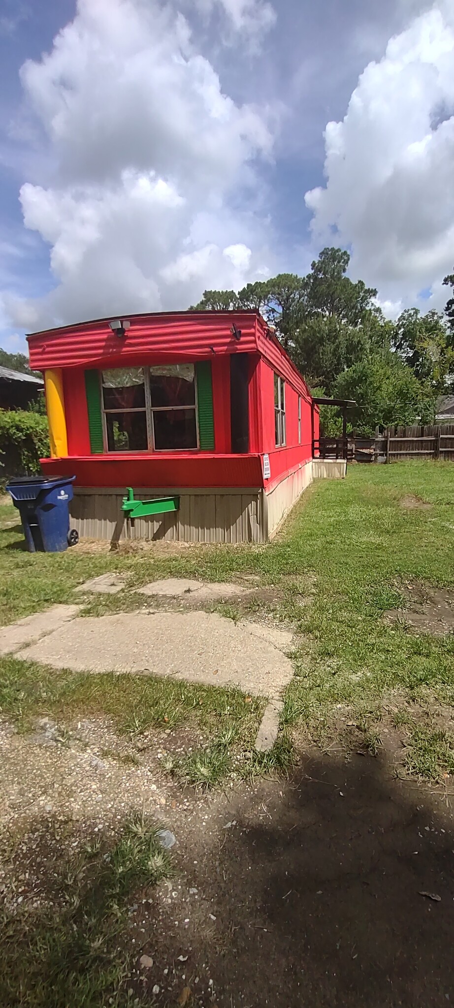 529 Sapphire St, Opelousas, LA for sale Primary Photo- Image 1 of 22