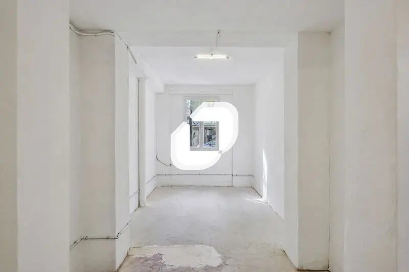 Flex in Aubervilliers for sale - Interior Photo - Image 3 of 14