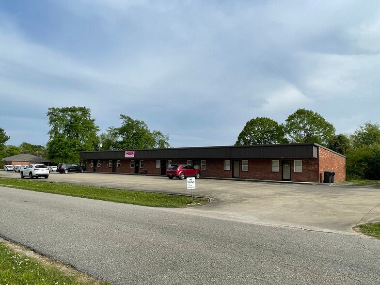 1305 10th Ave, Calera, AL for sale - Building Photo - Image 1 of 1