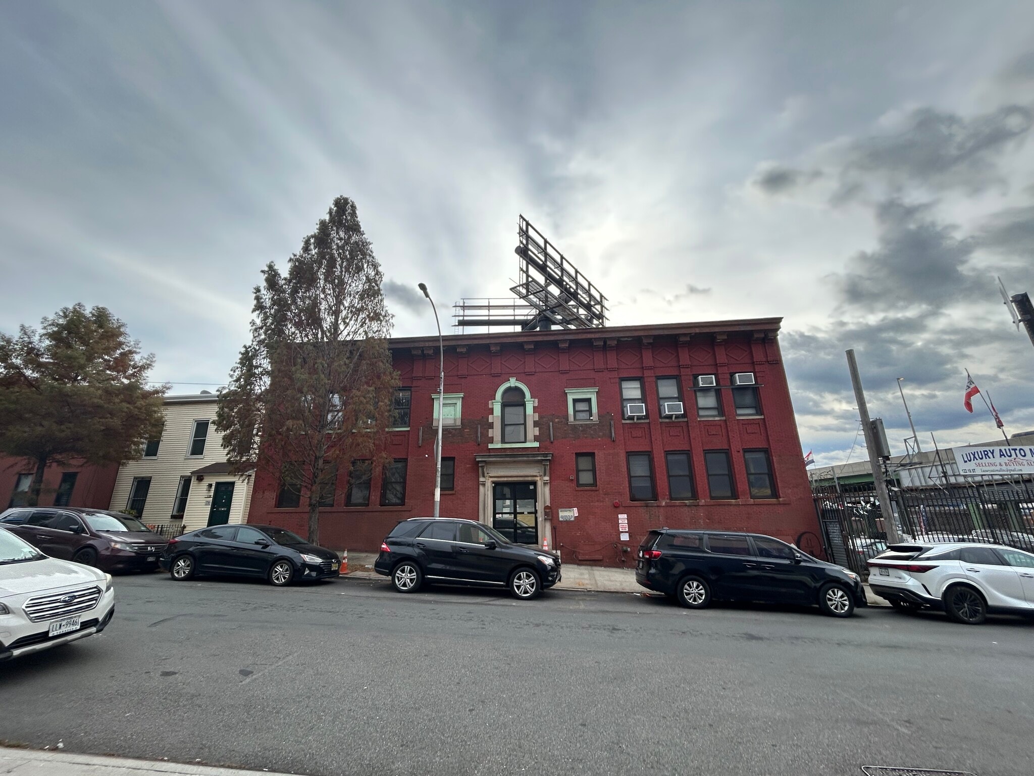 122-126 18th St, Brooklyn, NY for lease Building Photo- Image 1 of 40