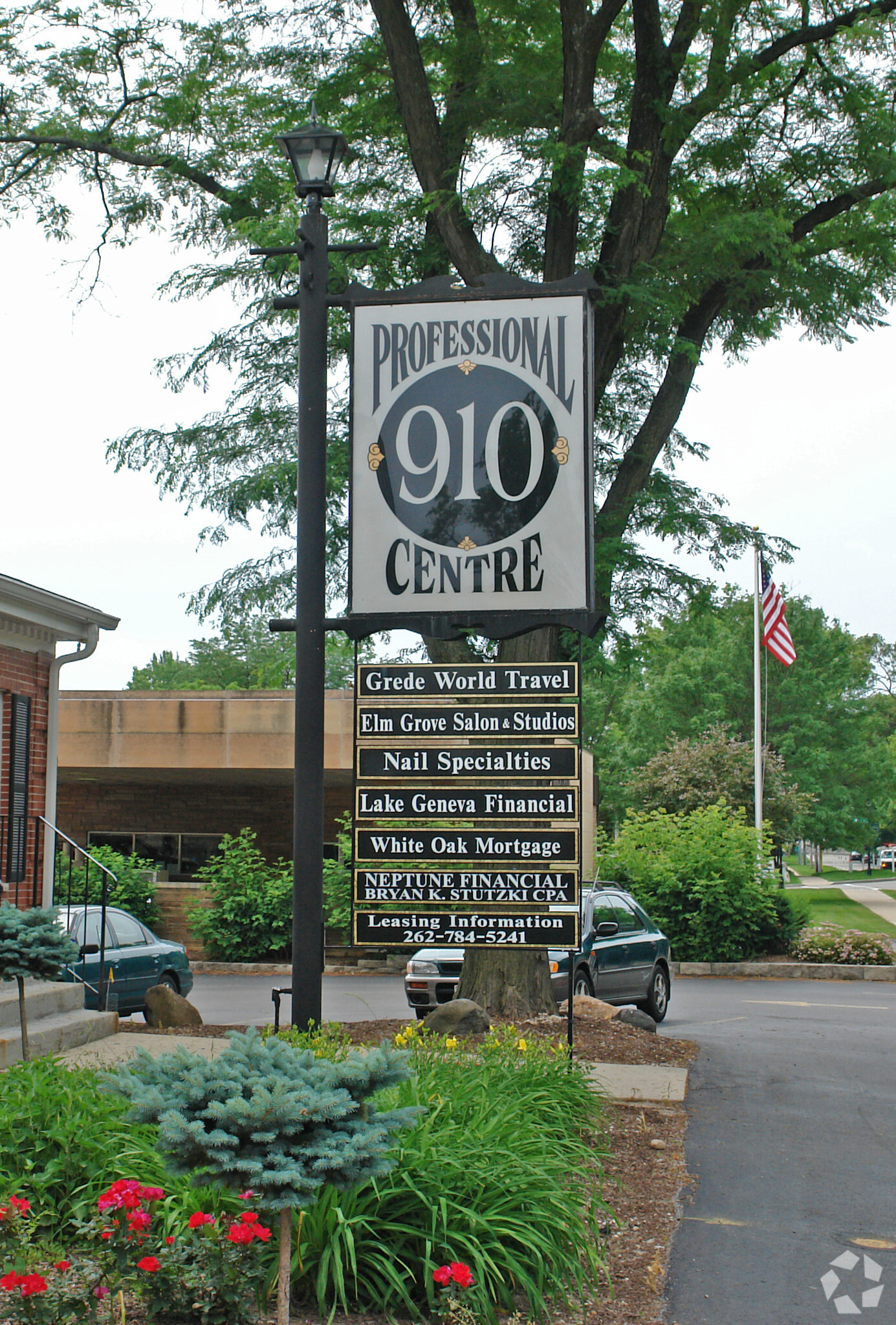 910 Elm Grove Rd, Elm Grove, WI for sale Building Photo- Image 1 of 1