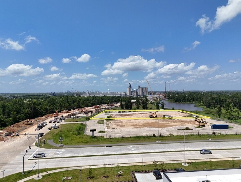 2985 Avenue Lauberge, Lake Charles, LA for sale - Building Photo - Image 2 of 3