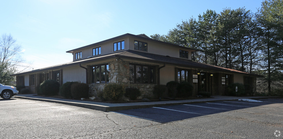 3880 Vest Mill Rd, Winston-Salem, NC for lease - Building Photo - Image 3 of 7