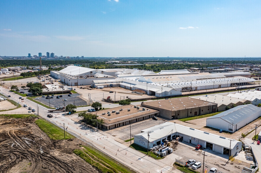 2589 NE 33rd St, Fort Worth, TX for lease - Aerial - Image 3 of 8