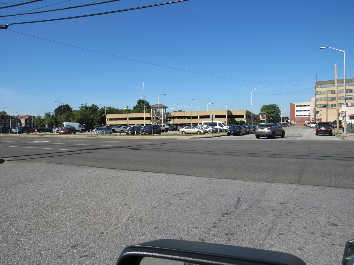 352 Fulton Ave, Hempstead, NY 11550