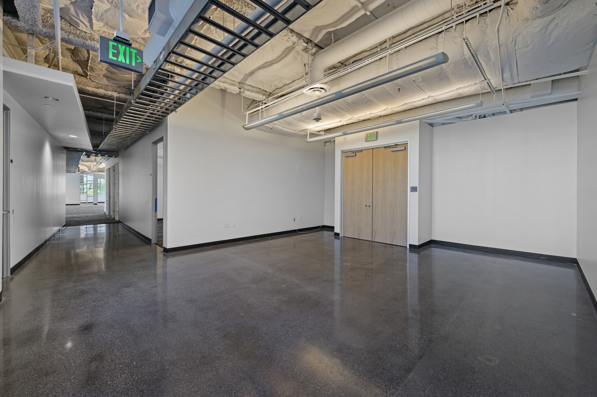 250 E Olive Ave, Burbank, CA for lease Interior Photo- Image 1 of 19