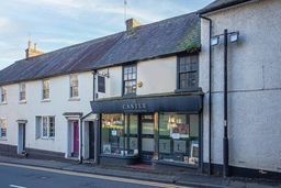 1 Castle St, Berkhamsted for sale - Building Photo - Image 1 of 14