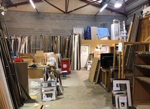 Colne Rd, Huddersfield for lease Interior Photo- Image 1 of 2