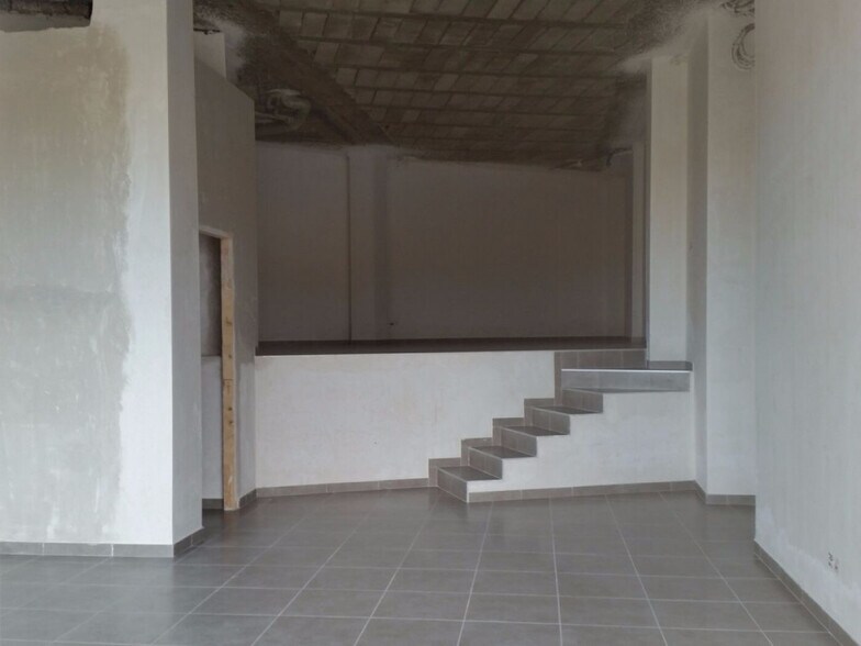 Retail in Ontinyent for sale - Building Photo - Image 1 of 4