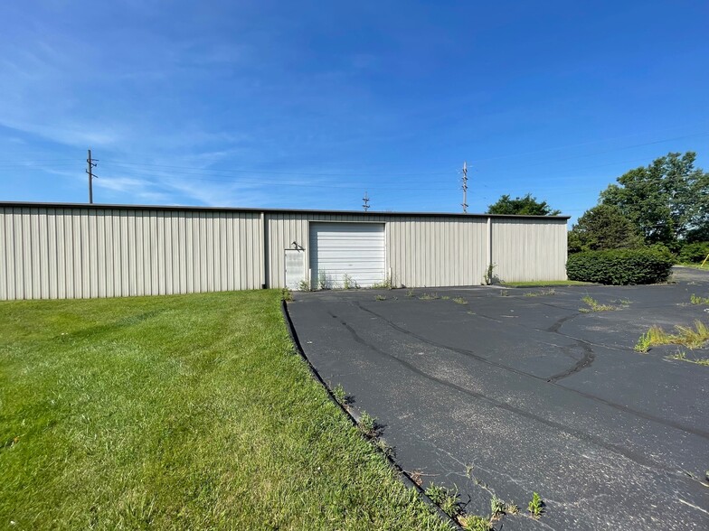 7101 Rawsonville Rd, Belleville, MI for sale - Building Photo - Image 1 of 1