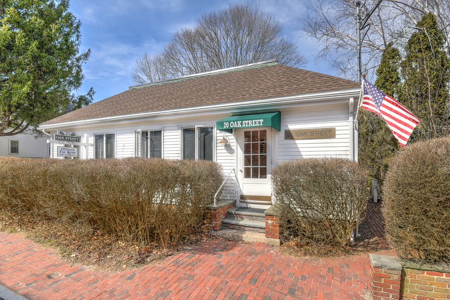 20 Oak St, Beverly Farms, MA for sale - Building Photo - Image 1 of 1