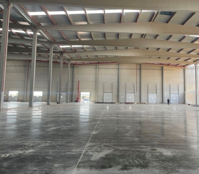 Acueducto, Dos Hermanas, Entrenucleos, S/N, SEVILLA, Sevilla for lease - Building Photo - Image 3 of 9