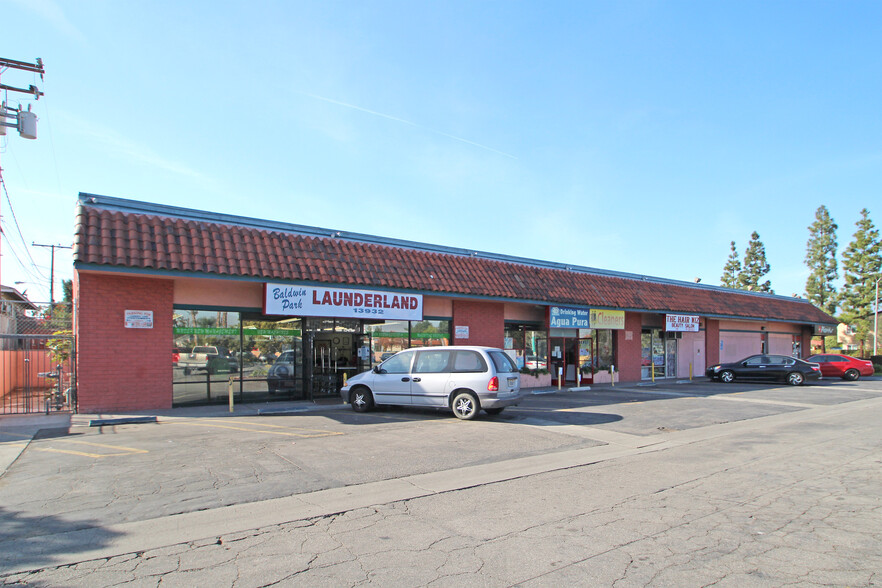 13926 Ramona Blvd, Baldwin Park, CA for sale - Primary Photo - Image 1 of 1