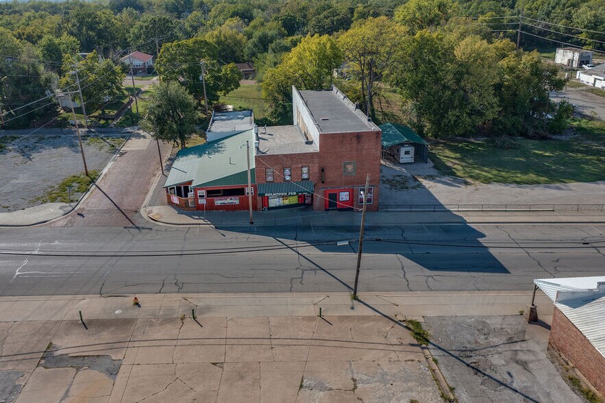 206 N National Ave, Fort Scott, KS for sale - Primary Photo - Image 1 of 1