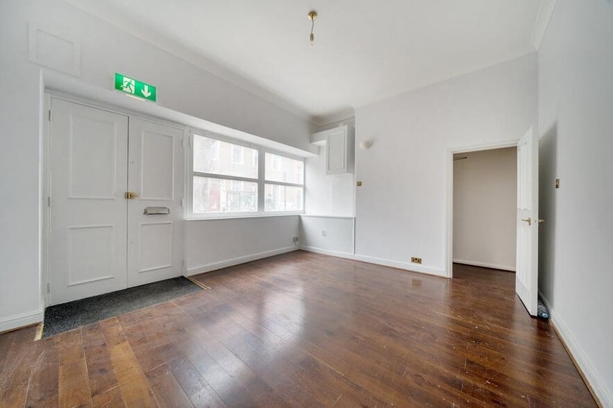 89-91 Goswell Rd, London for lease - Interior Photo - Image 1 of 14