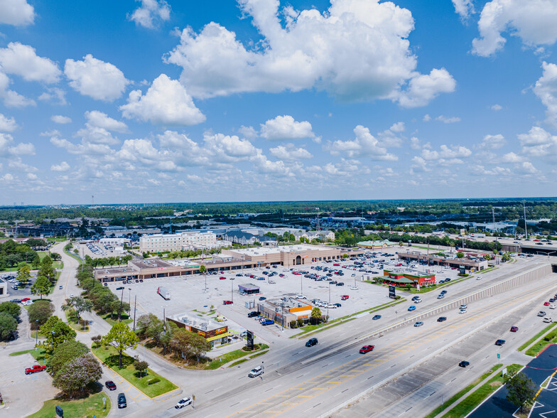 4-196 FM 1960 Rd W, Houston, TX for lease - Building Photo - Image 1 of 9