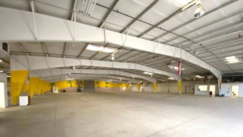 5800 Federal Blvd, Denver, CO for sale - Interior Photo - Image 3 of 7