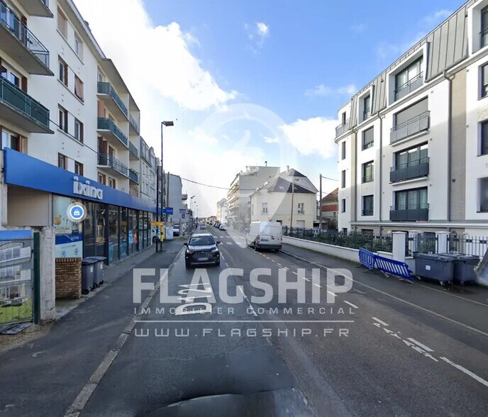 Retail in Sartrouville for lease - Building Photo - Image 3 of 3