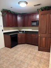 2000 W Main St, St Charles, IL for lease Interior Photo- Image 2 of 13