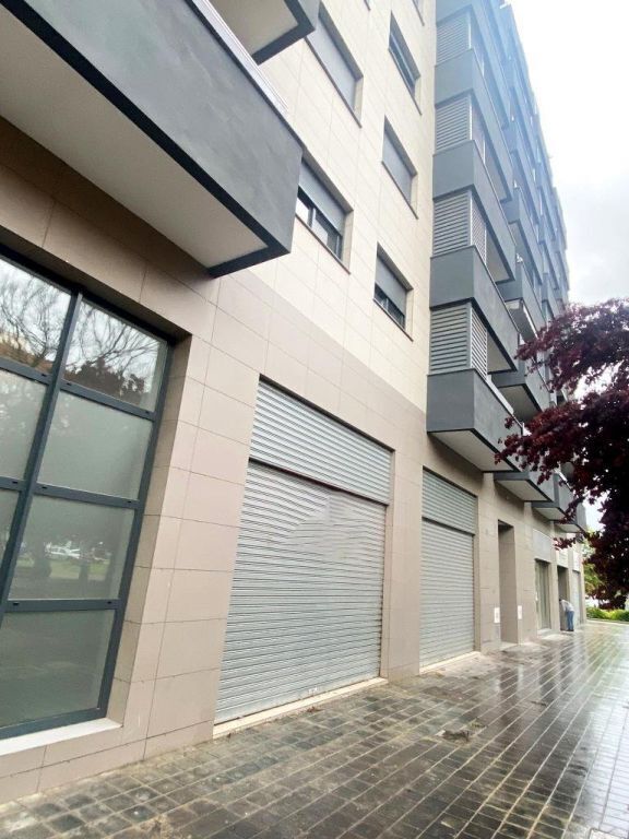 Retail in València for sale Building Photo- Image 1 of 5