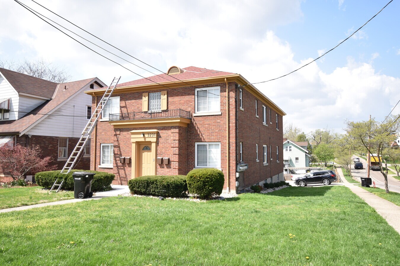 3231 Glenmore Ave, Cincinnati, OH 45211