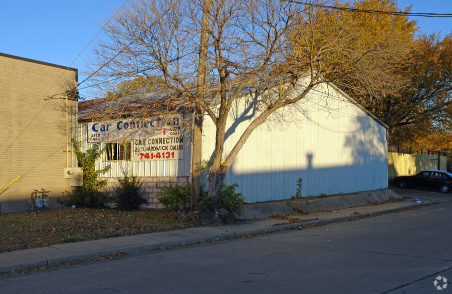 2311 Hardwick St, Dallas, TX for sale - Primary Photo - Image 1 of 1