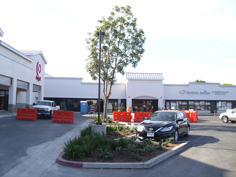 133 S Yorba St, Orange, CA for lease - Building Photo - Image 2 of 12