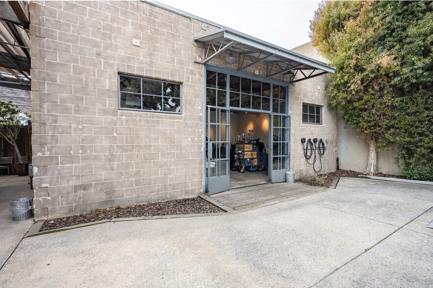 1630-1638 12th St, Santa Monica, CA for lease - Building Photo - Image 3 of 18