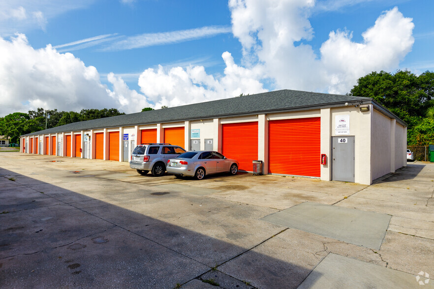 641 Clearlake Rd, Cocoa, FL for lease - Building Photo - Image 3 of 13