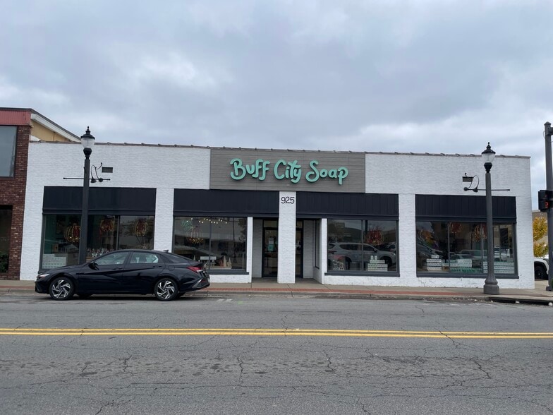 925 Oak St, Conway, AR for sale - Building Photo - Image 1 of 1