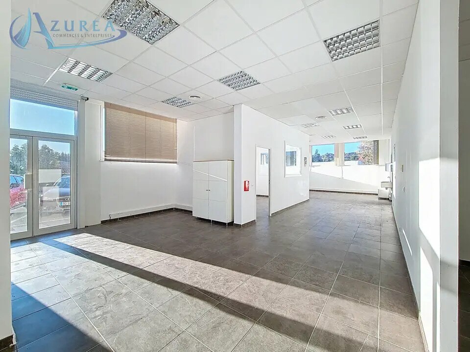 Retail in Biot for lease Interior Photo- Image 1 of 9