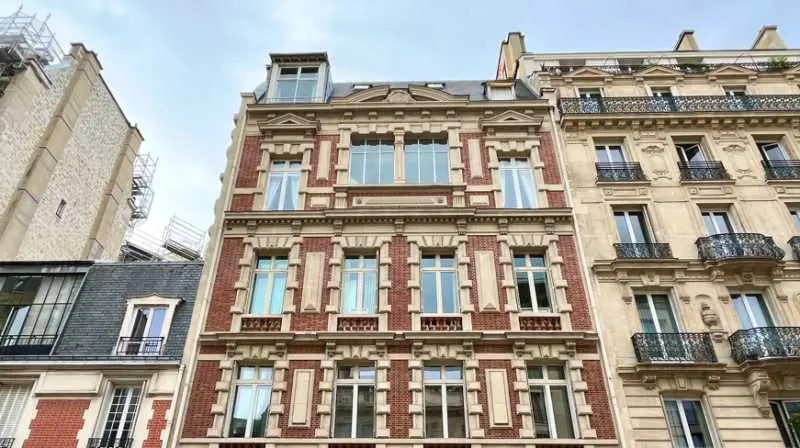 Office in Paris for sale - Building Photo - Image 2 of 10